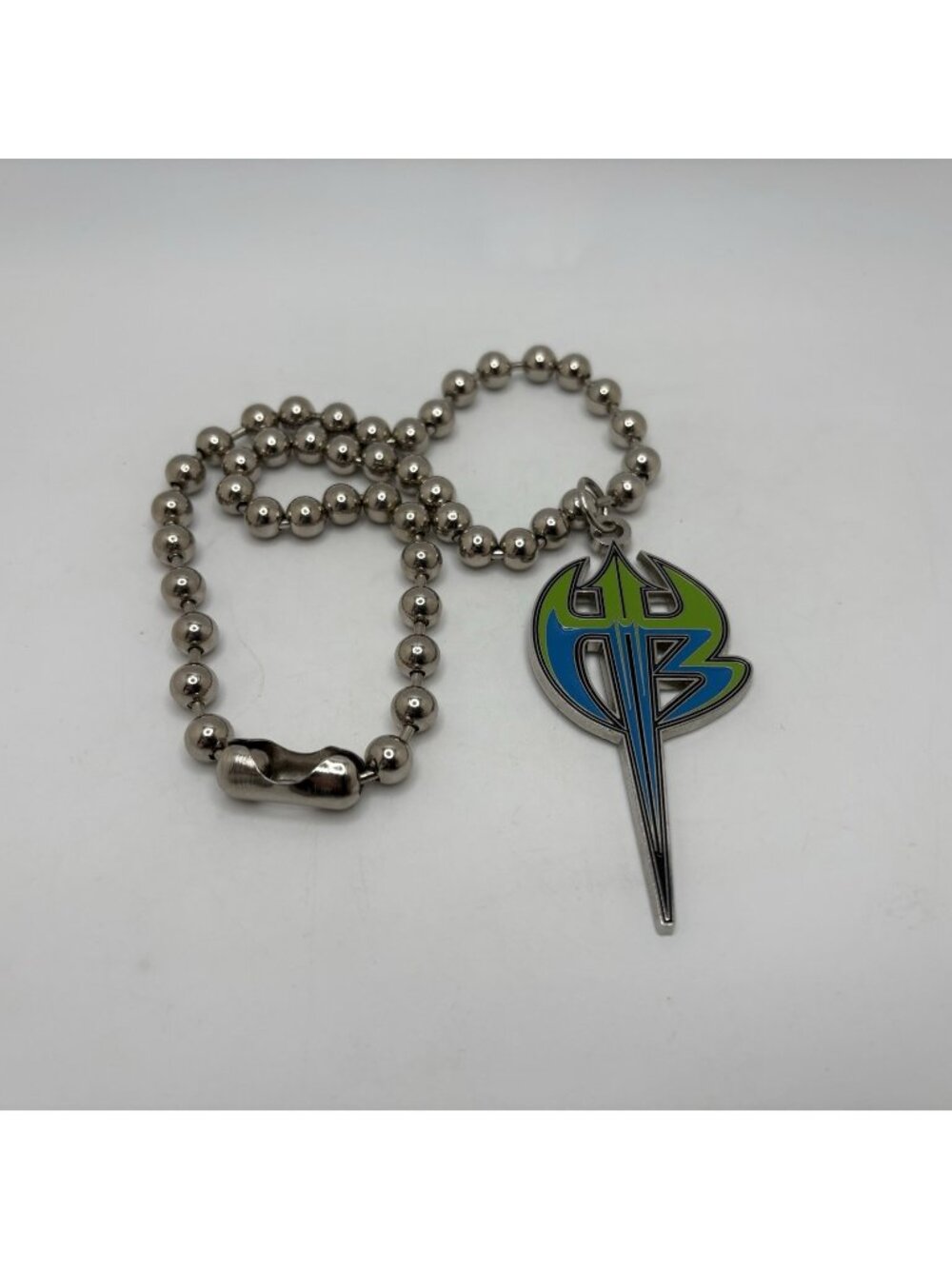 WWE Jeff Hardy Enigma Necklace Chain 2009 Green & Blue Read Description